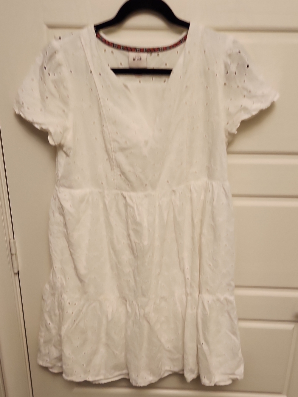 Knox Rose White Eyelet Tiered Swing Dress - Medium